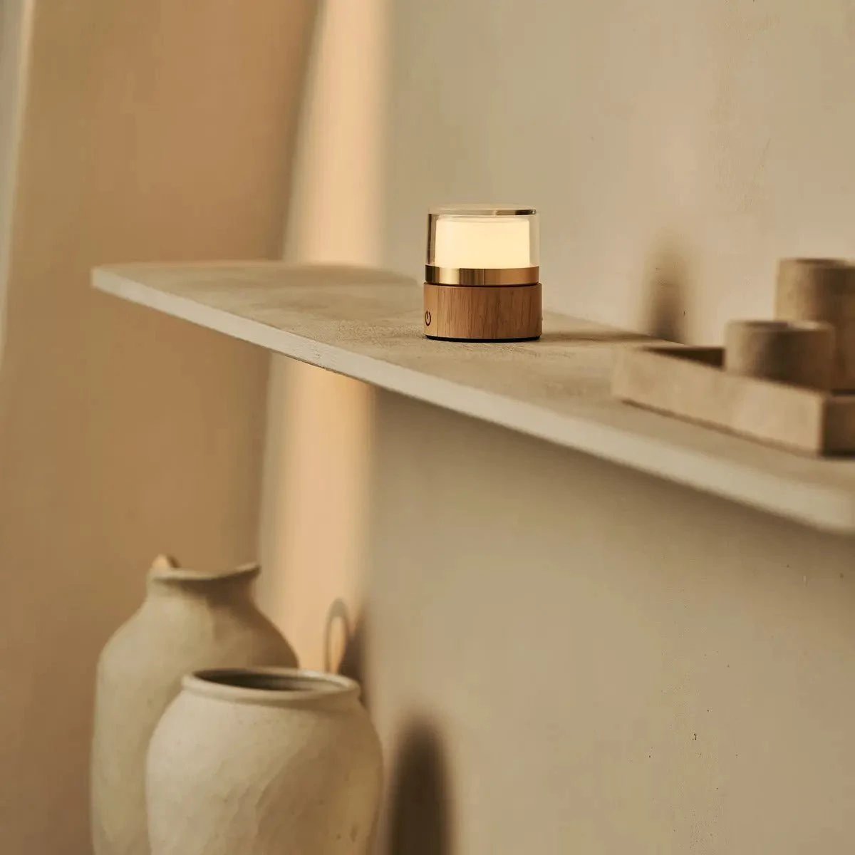 Tafellamp oplaadbaar Leo Lichtbruin by Tavellio - Amsterdam