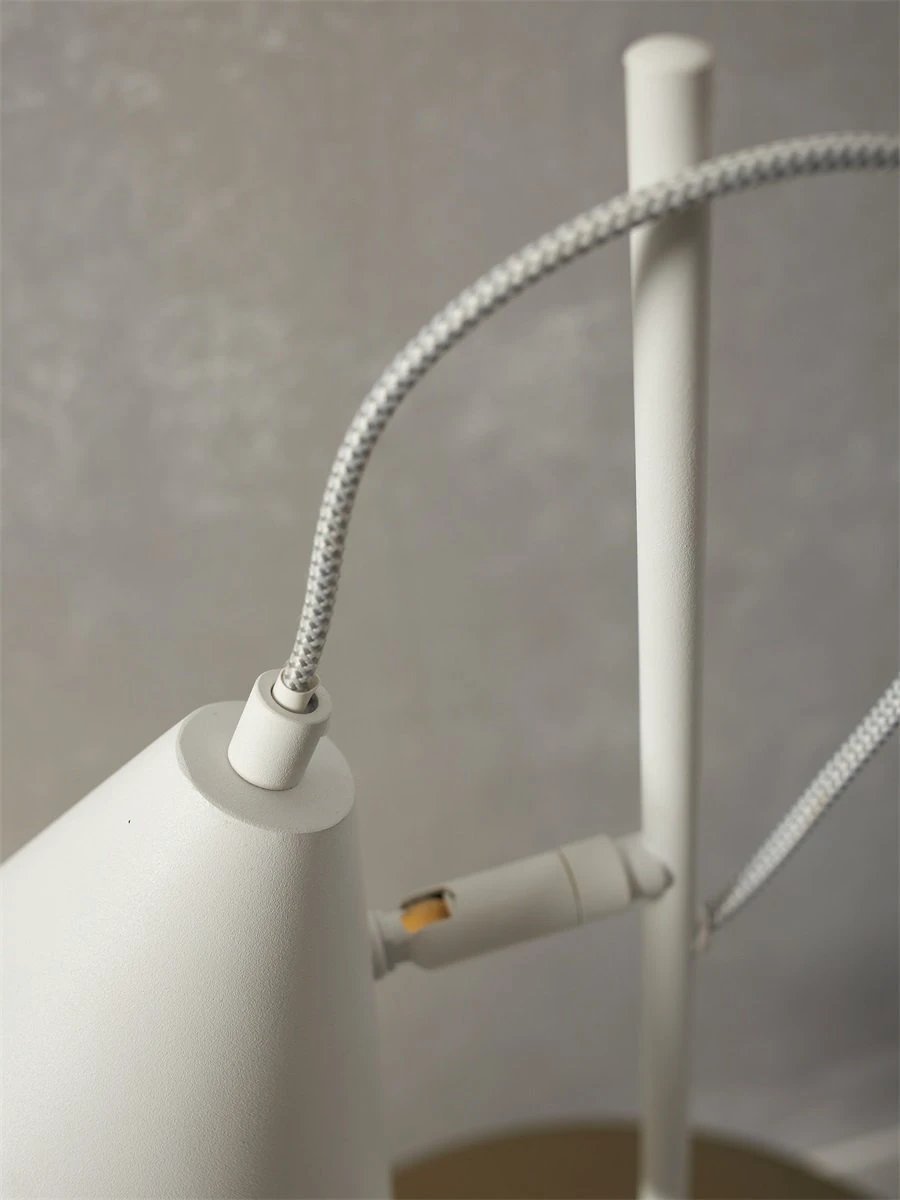 Tafellamp Lisbon - Wit - 18x29x50.5cm by it's about RoMi