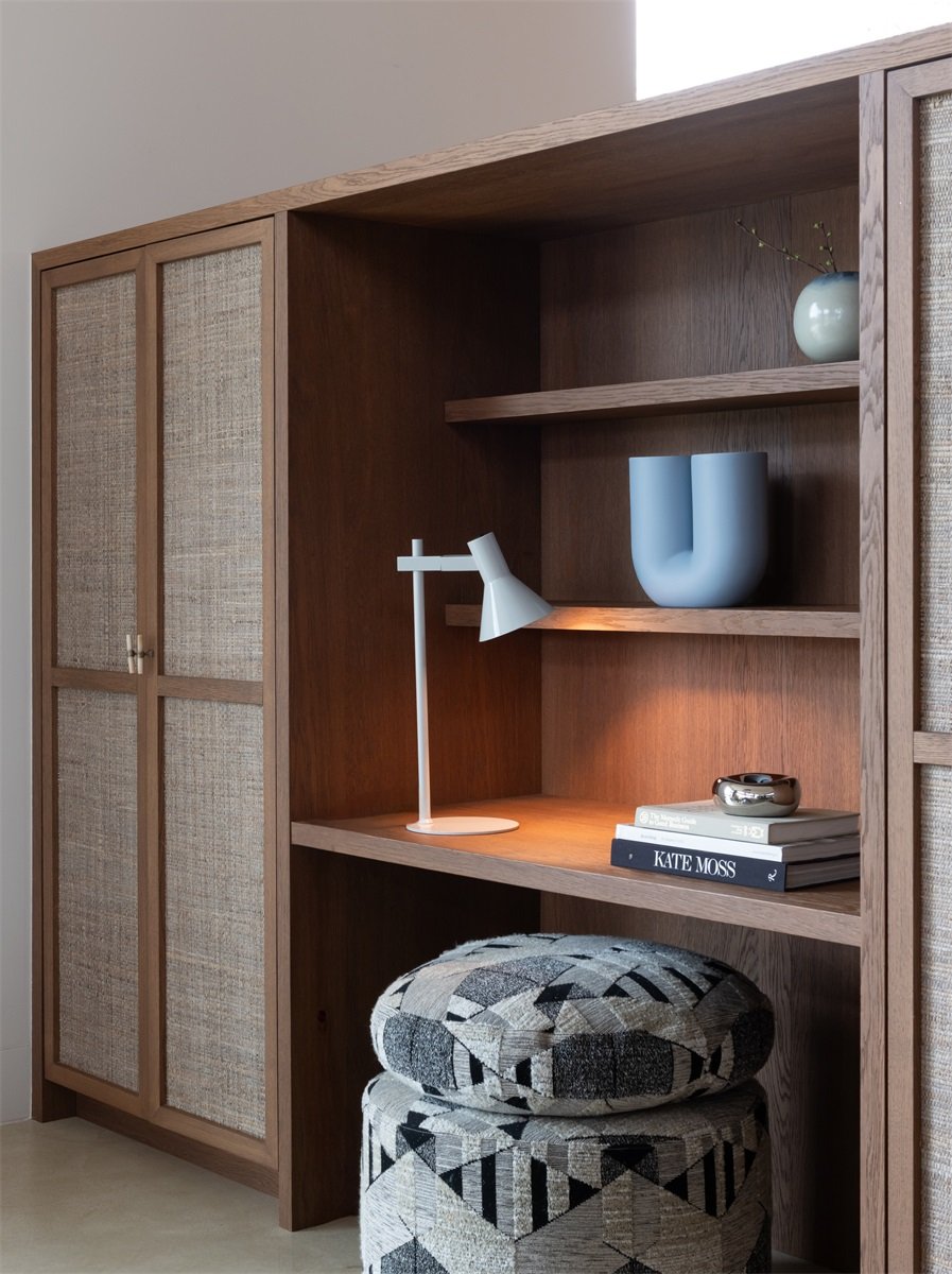 Tafellamp Stavanger, licht grijs by it's about RoMi