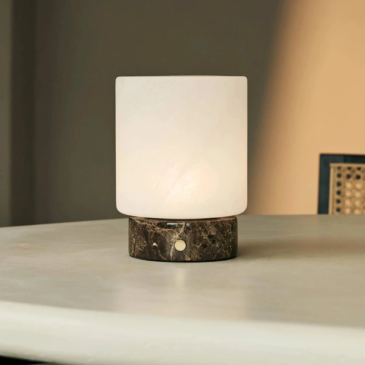 Tafellamp oplaadbaar Mauve Gierstbruin/emperador donker by Tavellio - Amsterdam