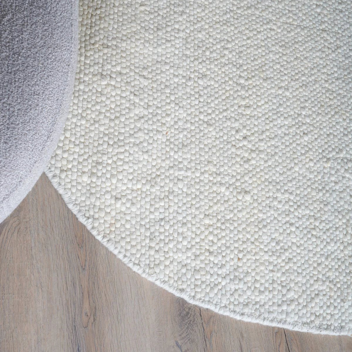 Vloerkleed Stone White - Kiezelvormig 200 x 280 cm by Veer Carpets