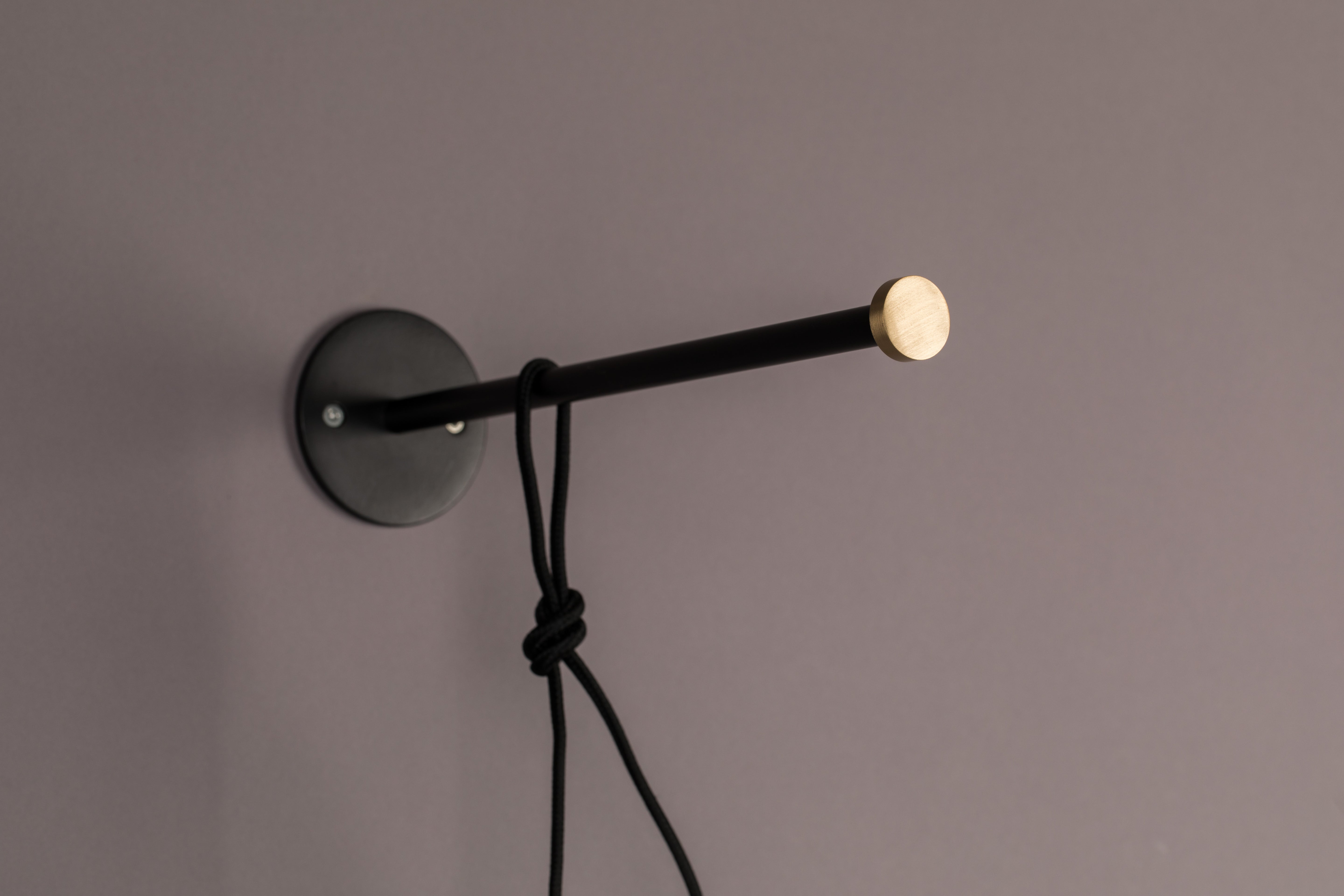 Wall Lamp Bulan