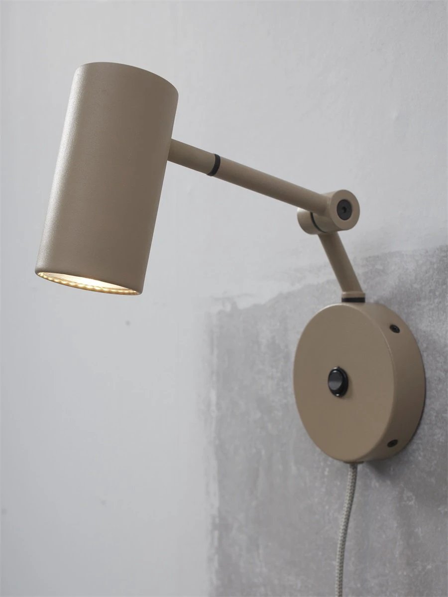 Wandlamp Montreux - Zand - 10.5x21.5x18cm by it's about RoMi
