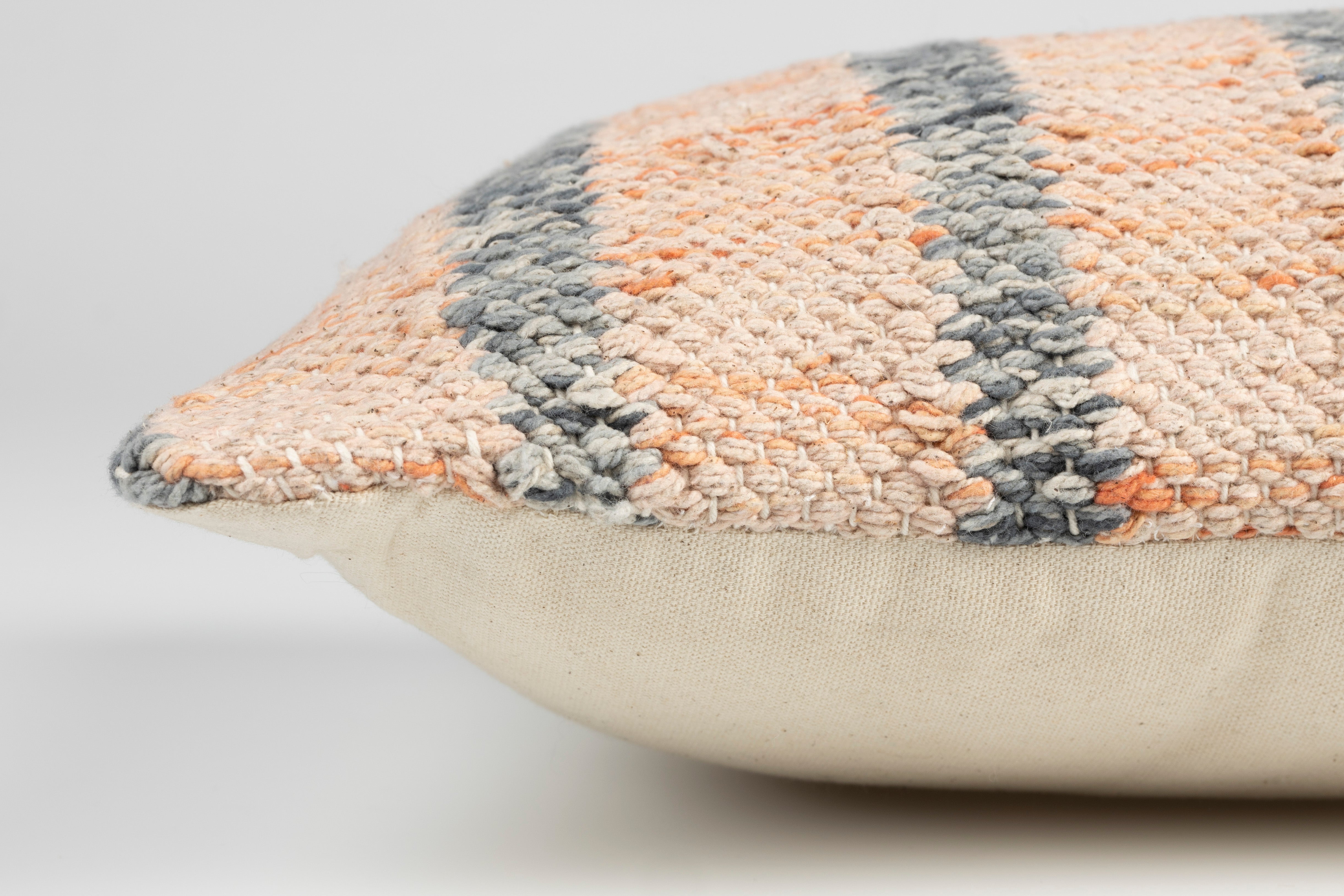 Cushion Hampton 60x30 Lilac