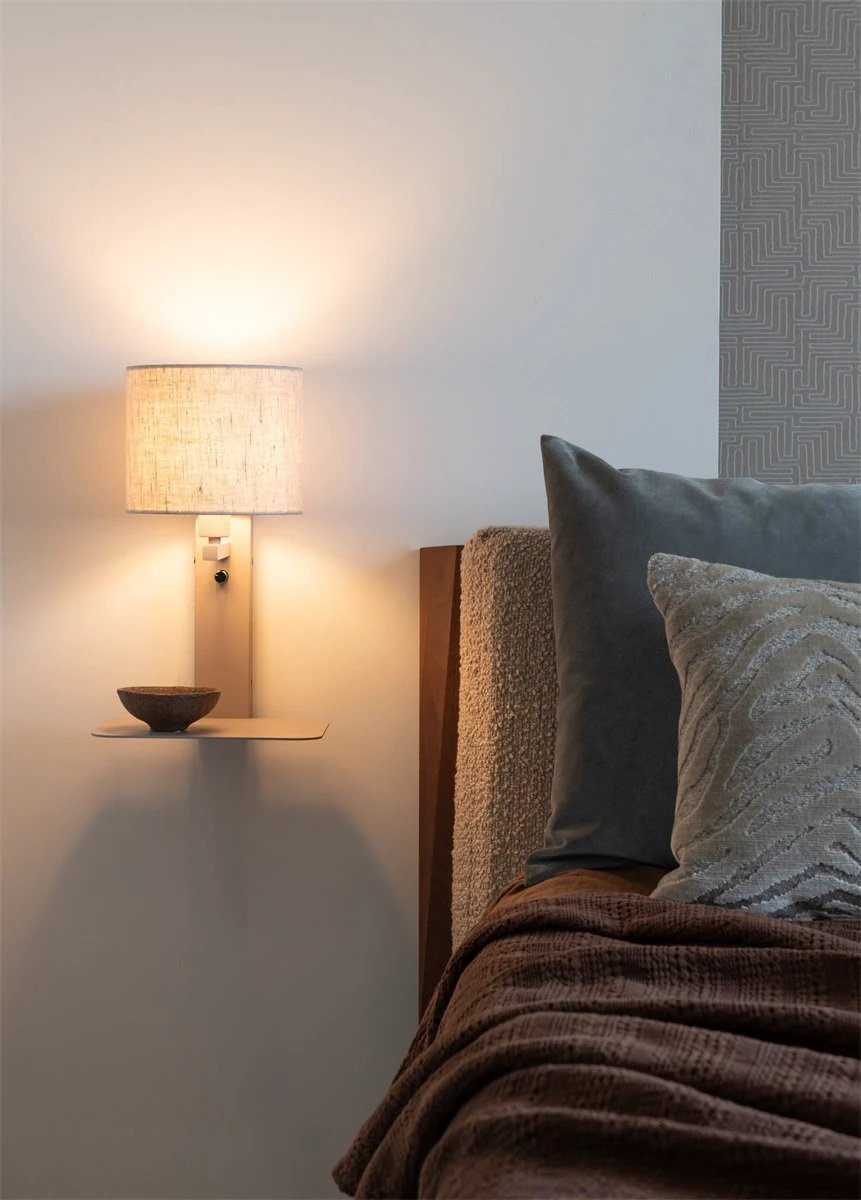 Wandlamp Florence met beige kap Ø18 x 15cm by it's about RoMi