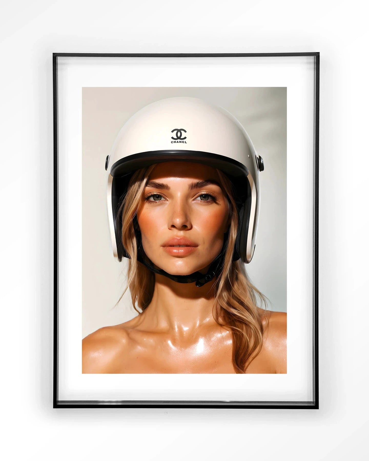 Chanel Helmet - Moderne Wanddecoratie | Artprint, Glass Art & Wandkleed by Urban Cotton