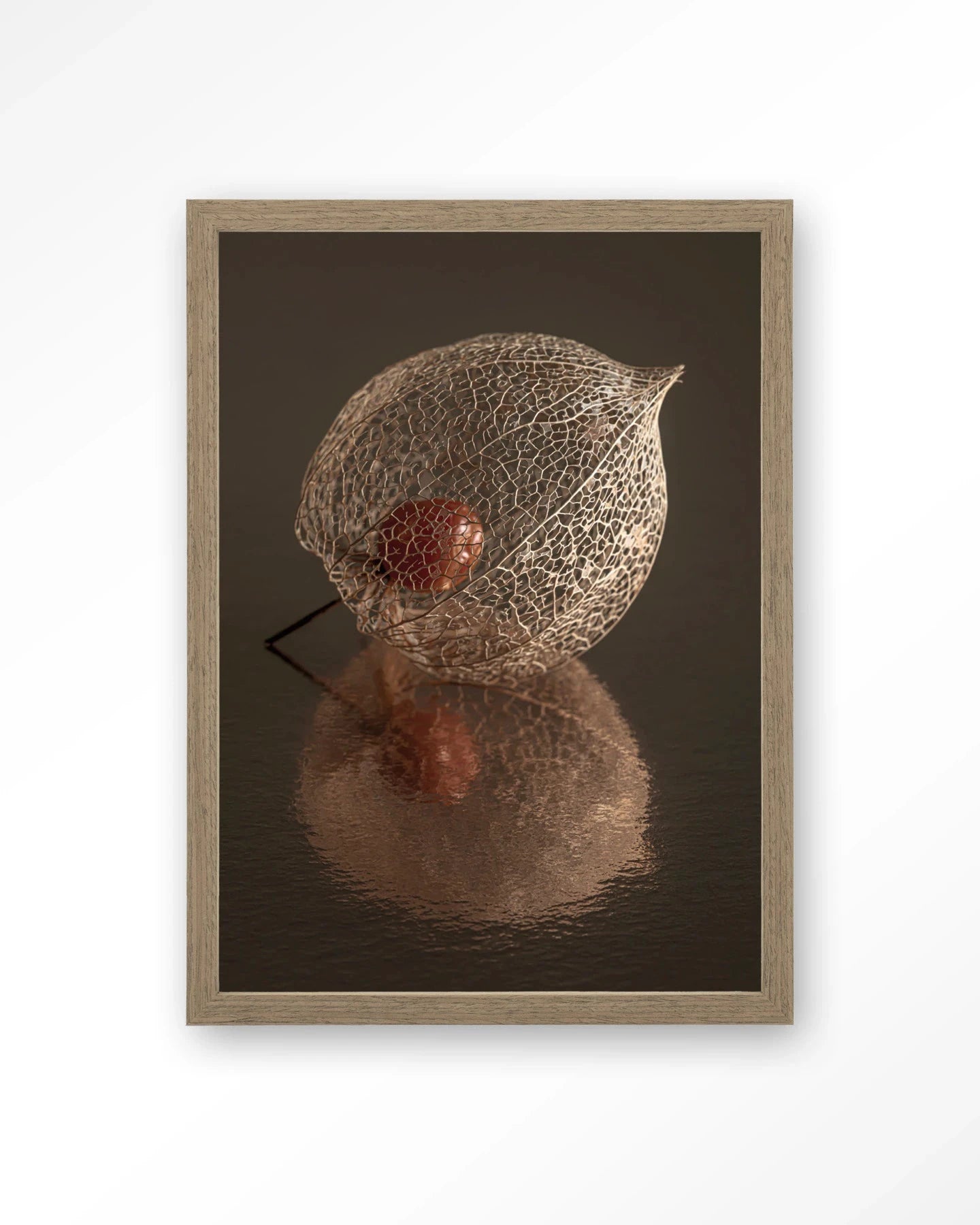 De Reflectie Van Vergankelijkheid In Bruintinten - Moderne Wanddecoratie | Artprint, Glass Art, Wandkleed by Urban Cotton