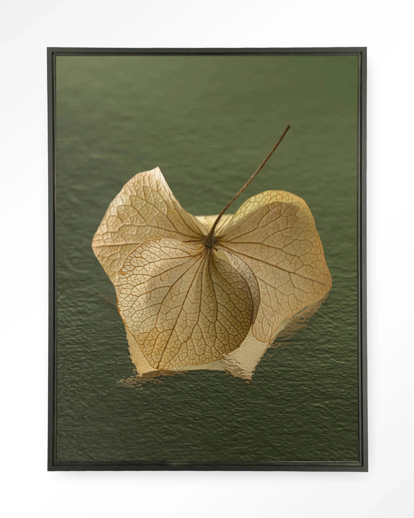 Leaf Me: In The Green - Moderne Wanddecoratie | Artprint, Glass Art, Wandkleed by Urban Cotton