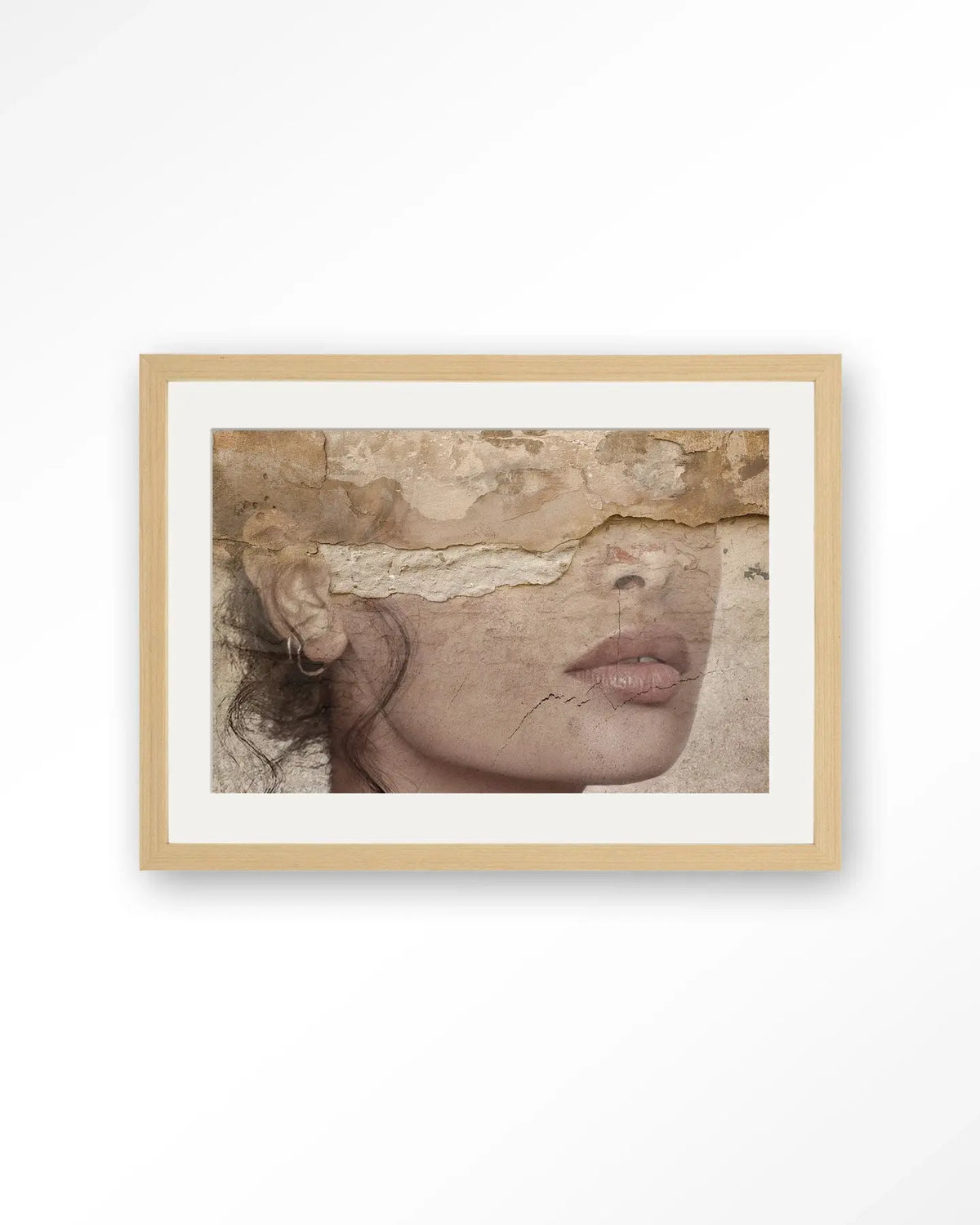 Face Behind The Wall - Moderne Wanddecoratie | Artprint, Glass Art & Wandkleed by Urban Cotton