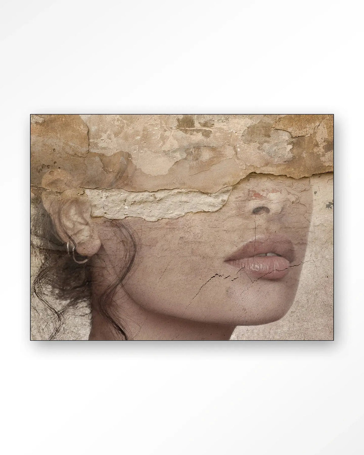 Face Behind The Wall - Moderne Wanddecoratie | Artprint, Glass Art & Wandkleed by Urban Cotton