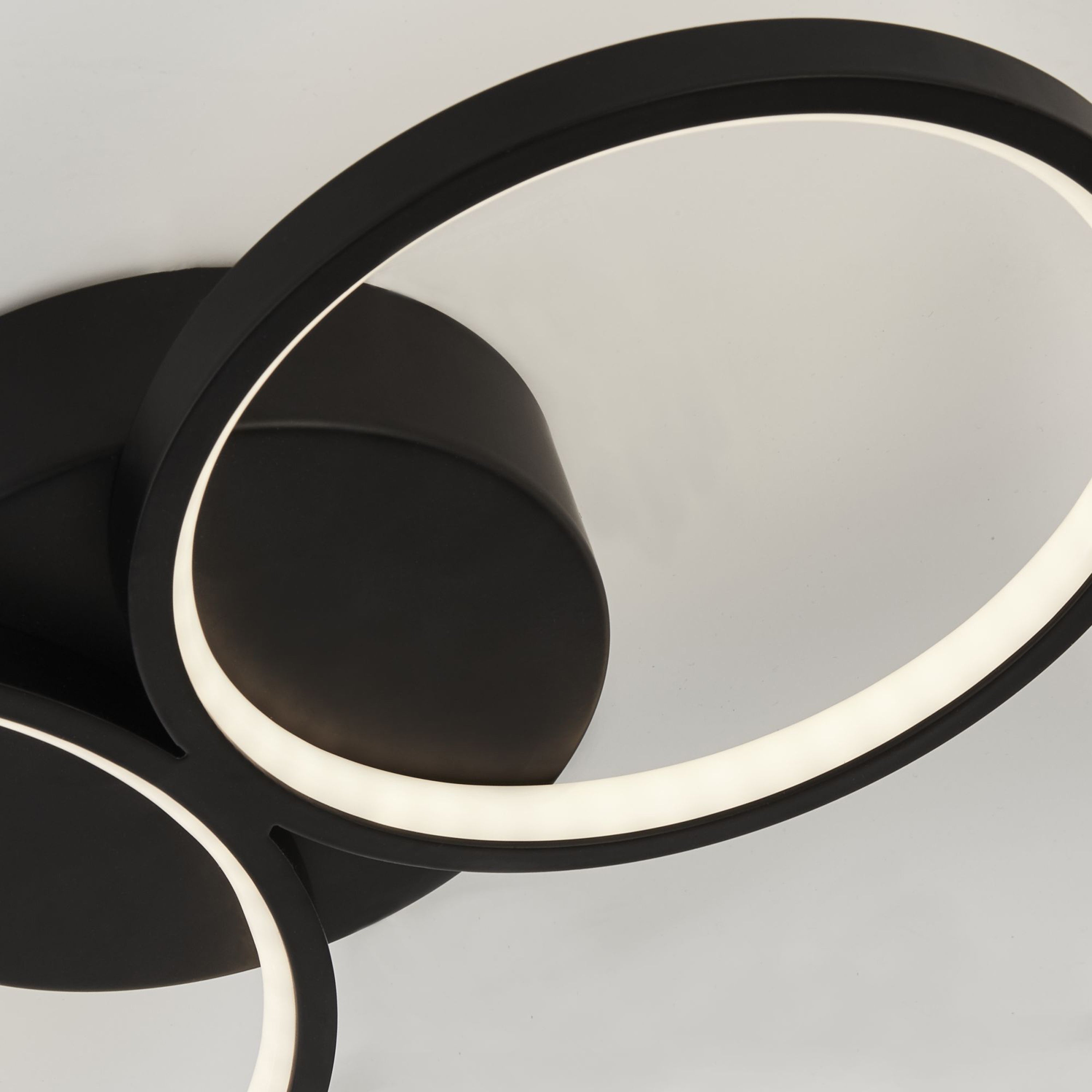 Cirque 4Lt Ring Flush - Black Metal