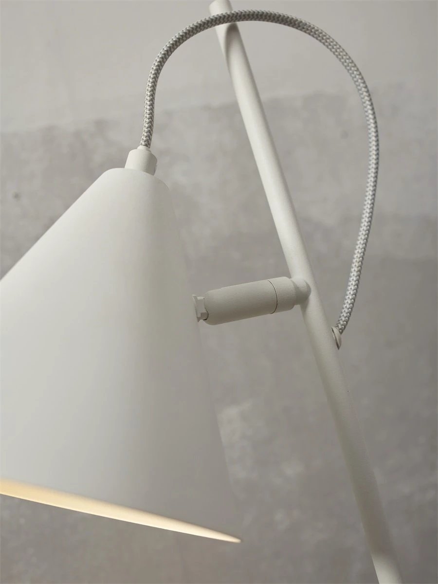 Tafellamp Lisbon - Wit - 18x29x50.5cm by it's about RoMi