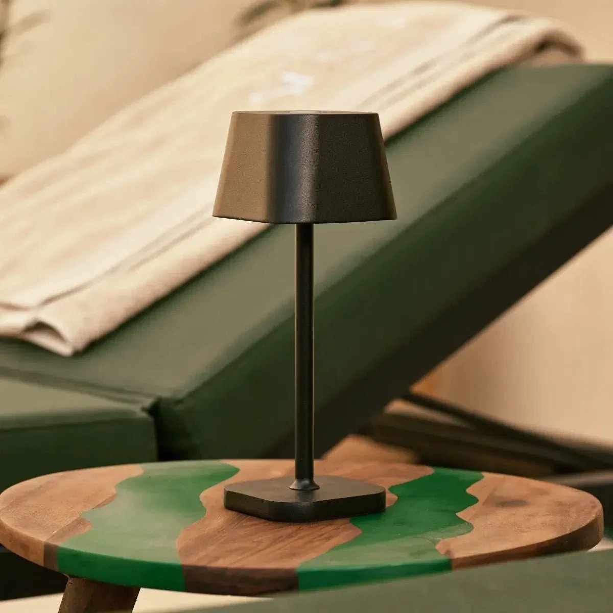 Tafellamp oplaadbaar Ava Zwarte by Tavellio - Amsterdam