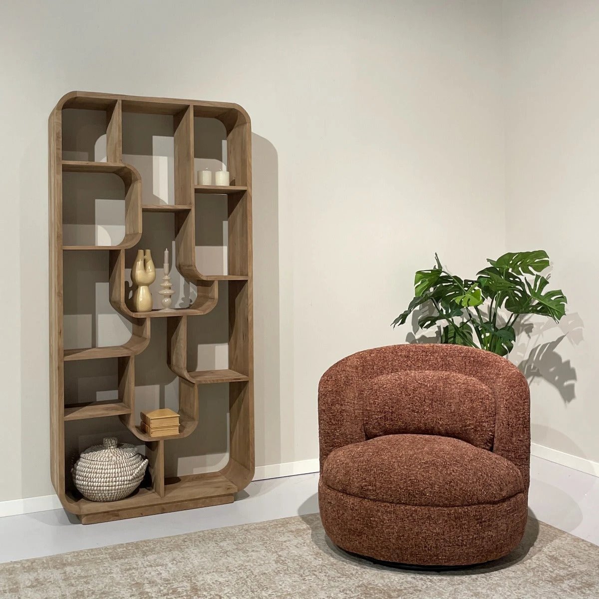 Draaifauteuil Britt Bordeaux by Livingfurn