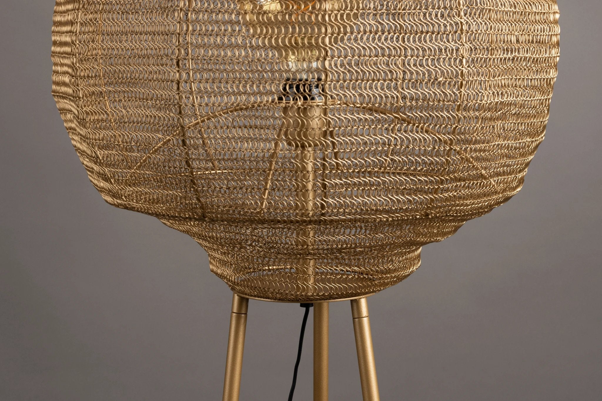 Vloerlamp Meezan Gold by Dutchbone