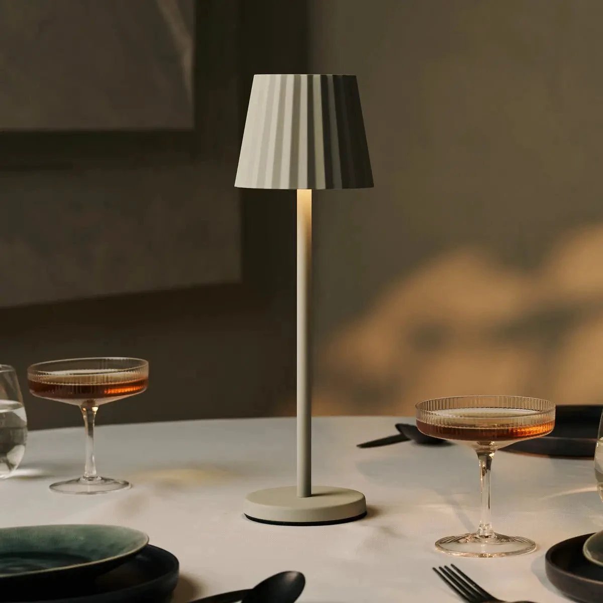 Tafellamp oplaadbaar Maya Schaduwgrijs by Tavellio - Amsterdam