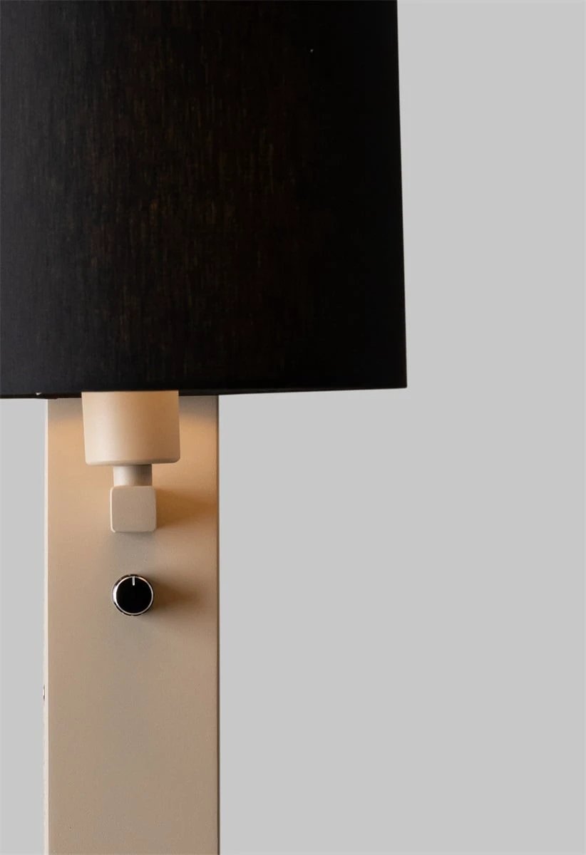 Wandlamp Florence met zwarte kap Ø18 x 15cm by it's about RoMi