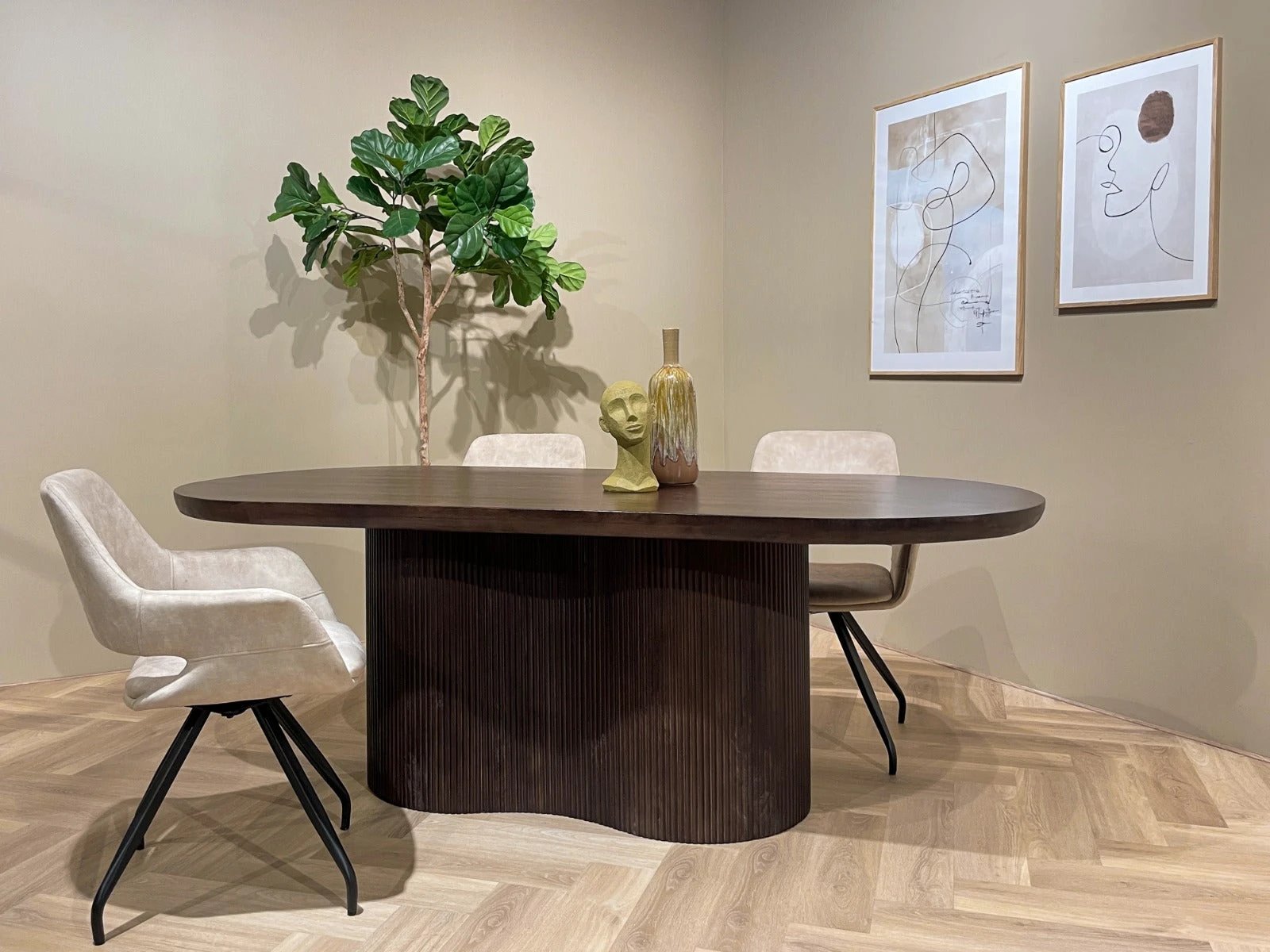 Eettafel Sevilla Bruin 220cm by Livingfurn