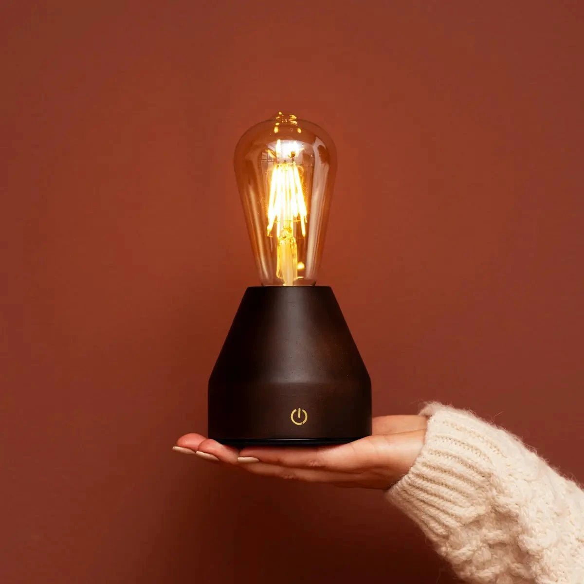 Tafellamp oplaadbaar Zavi donkerbruin by Tavellio - Amsterdam