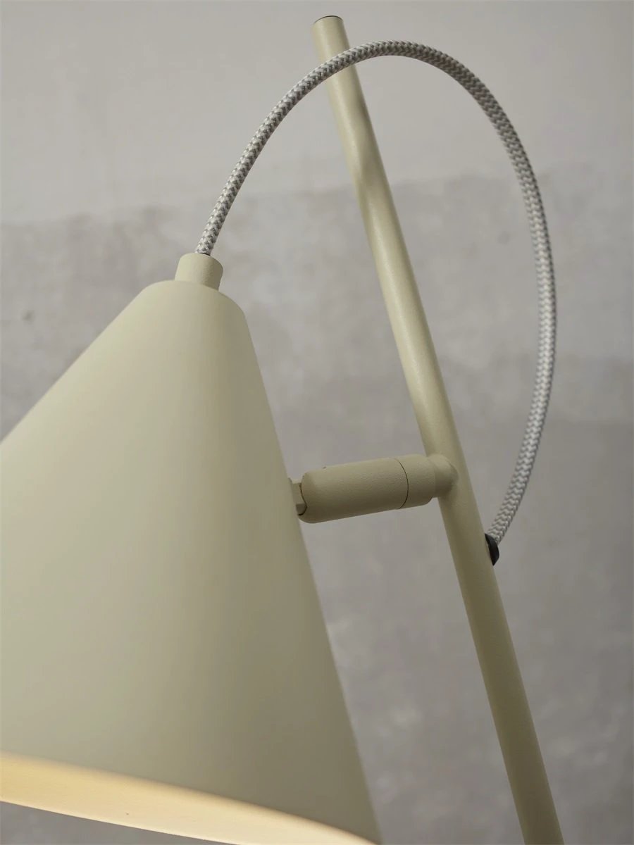 Tafellamp Lisbon - Groen - 18x29x50.5cm by it's about RoMi