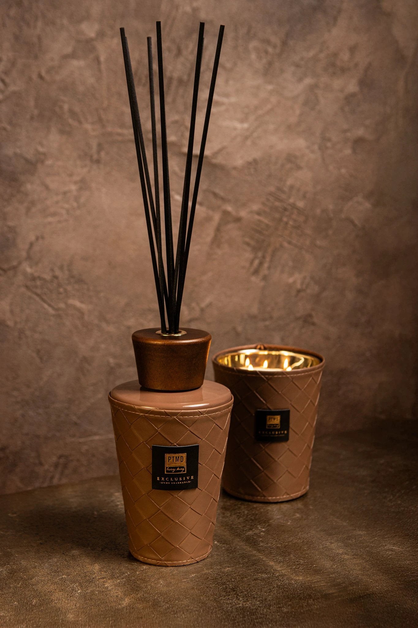 PTMD Exclusive Oak Blackcurrant Geurstokjes 1l by PTMD