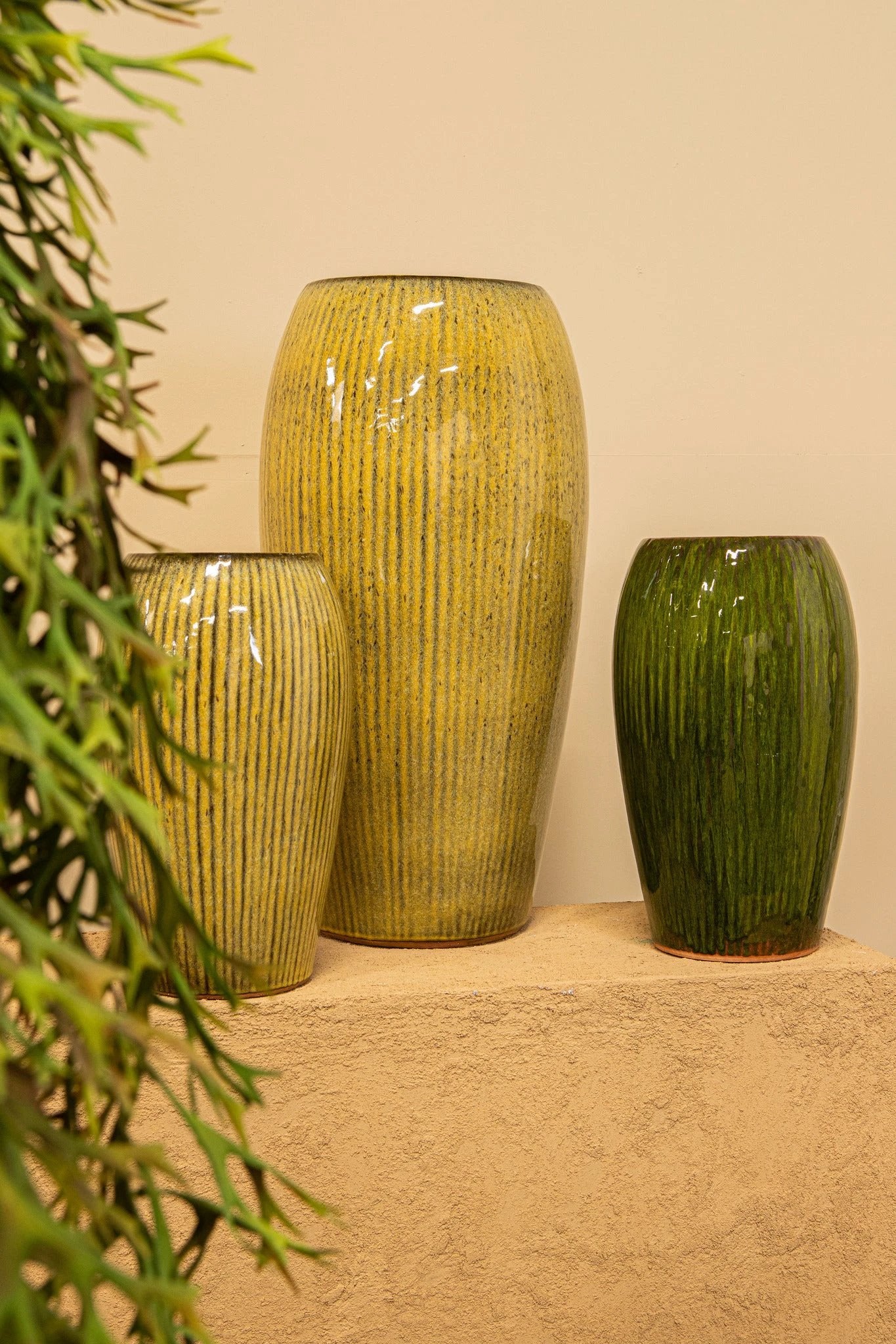 Tamica Donkergroene Keramische Pot M by PTMD