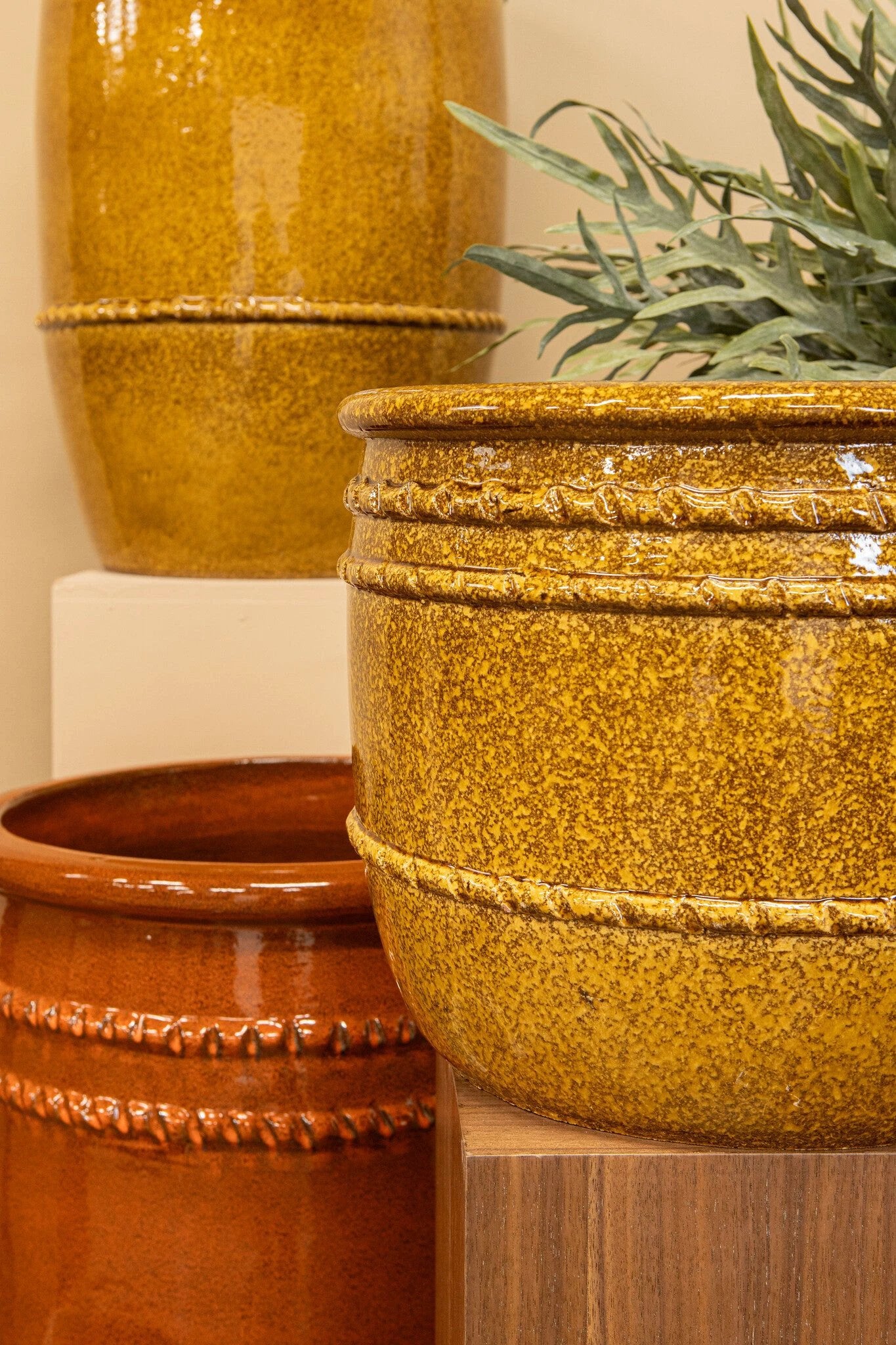 Lilliah hoge gele keramische potten, set van 2 by PTMD