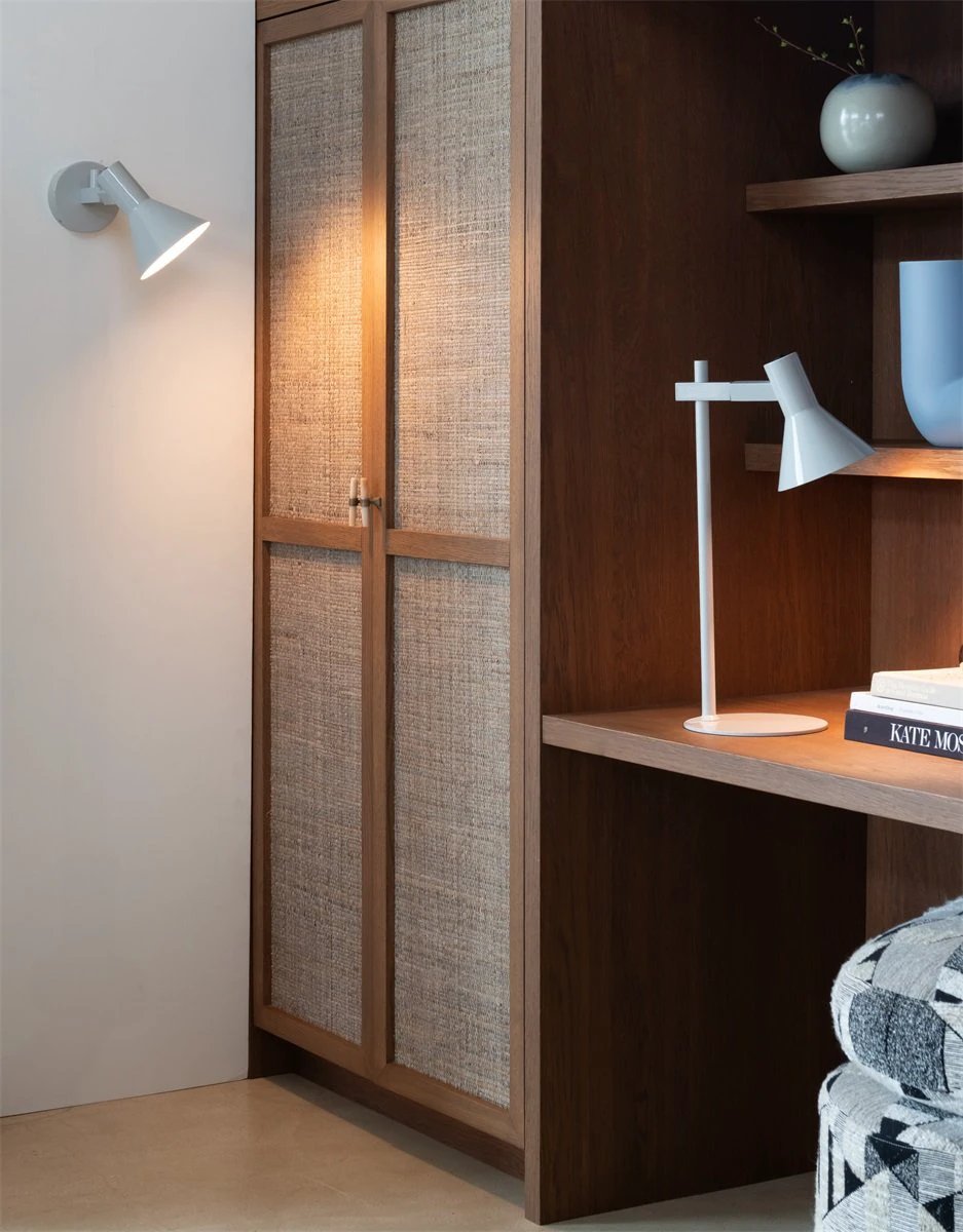 Wandlamp Stavanger, licht grijs by it's about RoMi