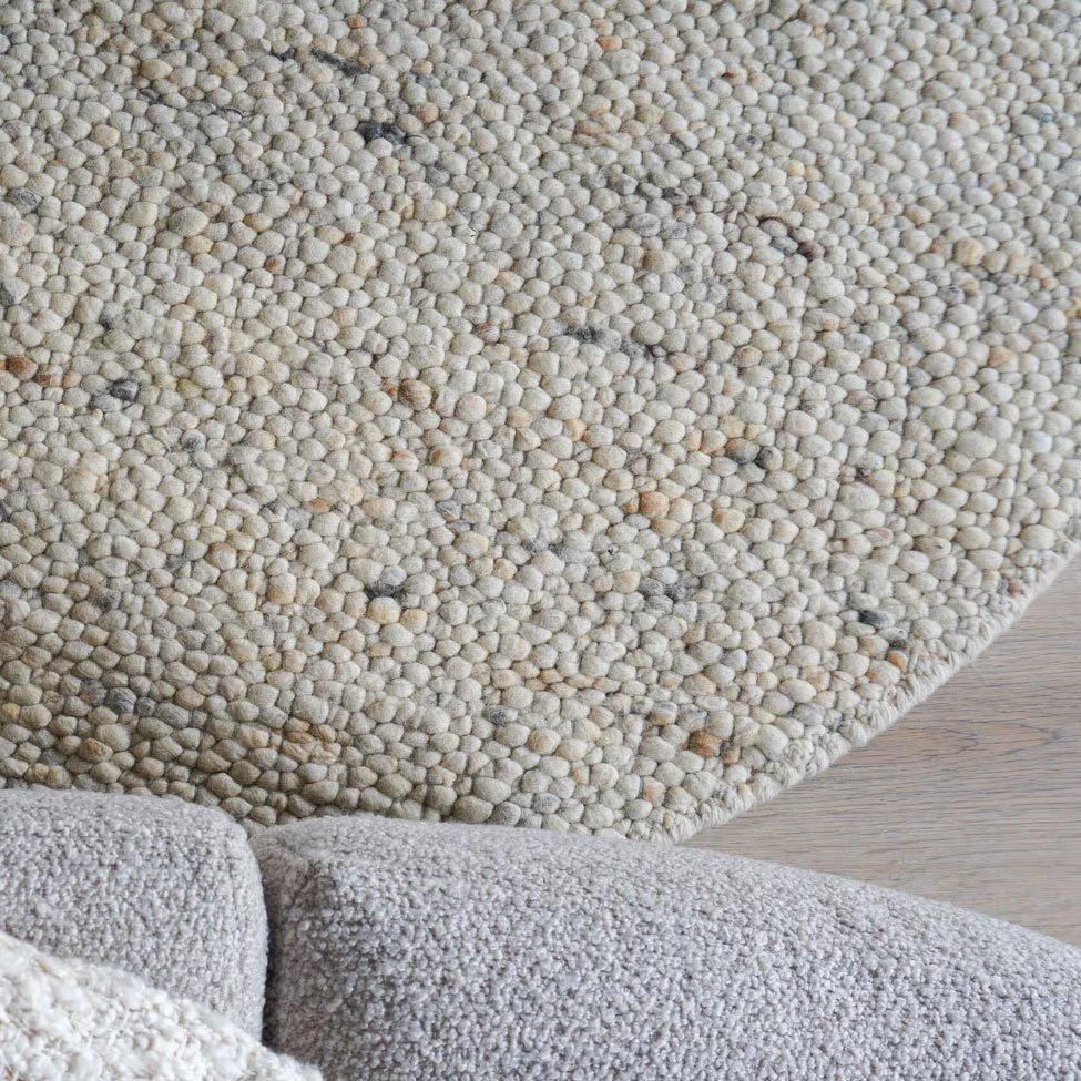 Vloerkleed Stone Beige – Organisch 200 x 280 cm by Veer Carpets