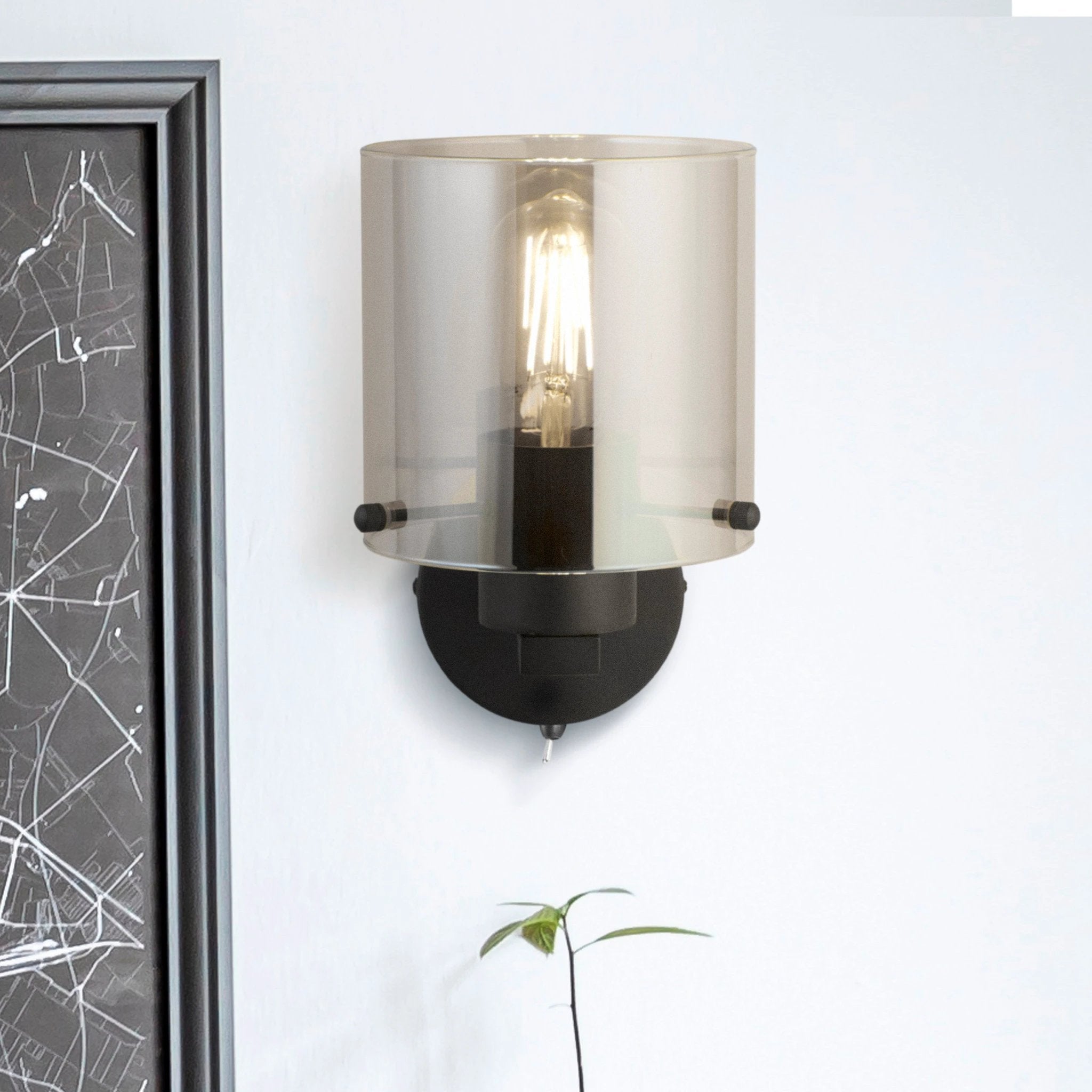 Wandlamp Sweden 1Lt - Matt Black & Smoked Glass by Searchlight