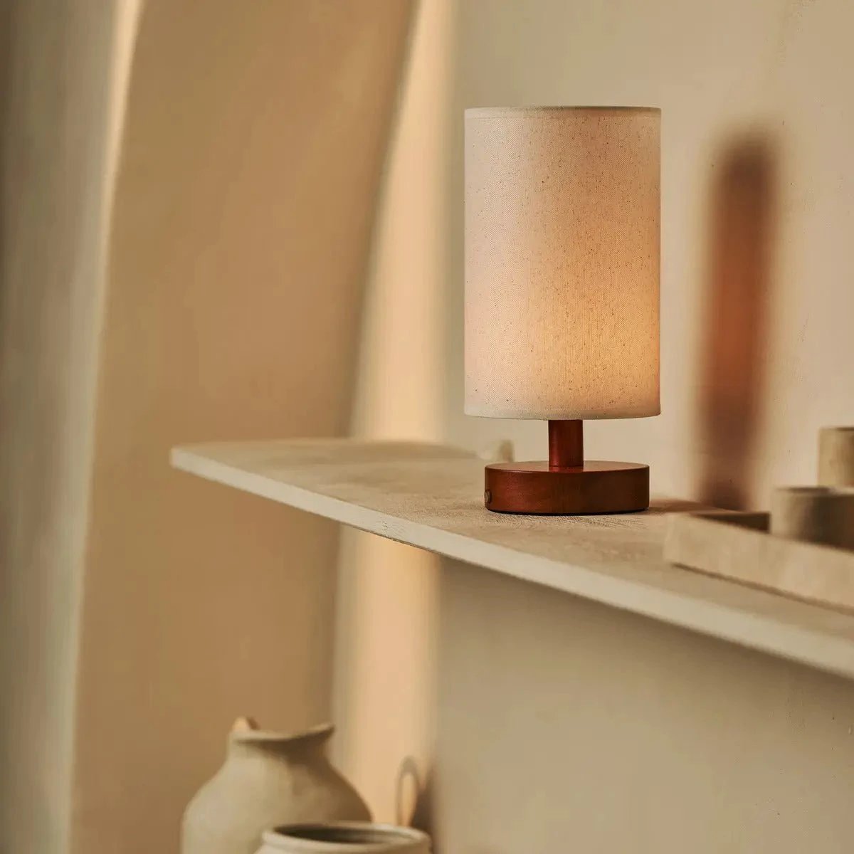 Tafellamp oplaadbaar Ben Kastanjebruine houten by Tavellio - Amsterdam