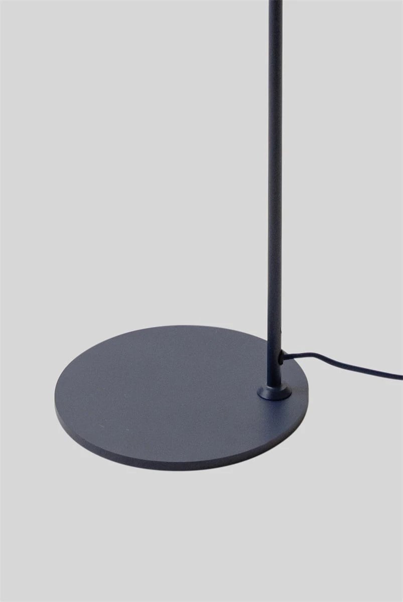 Vloerlamp Montreux, donker blauw by it's about RoMi