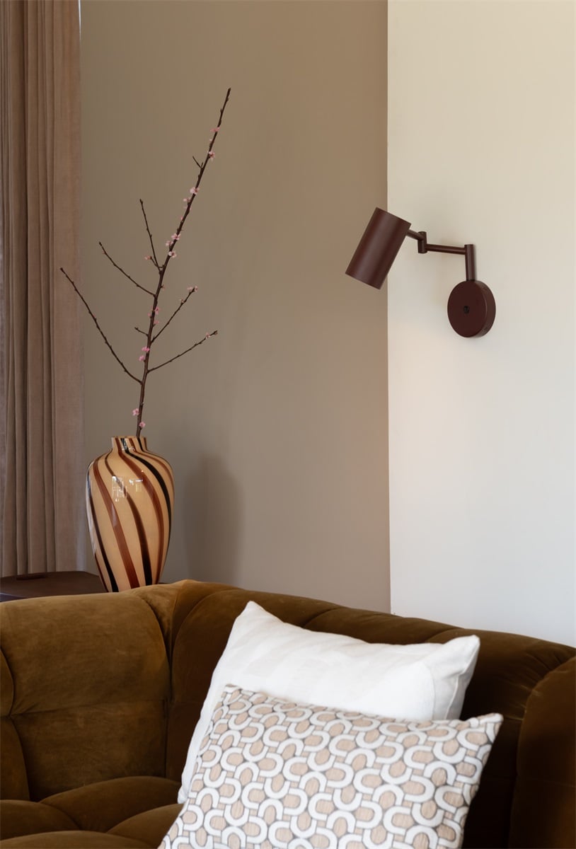 Wandlamp Bilbao, burgundy by it's about RoMi