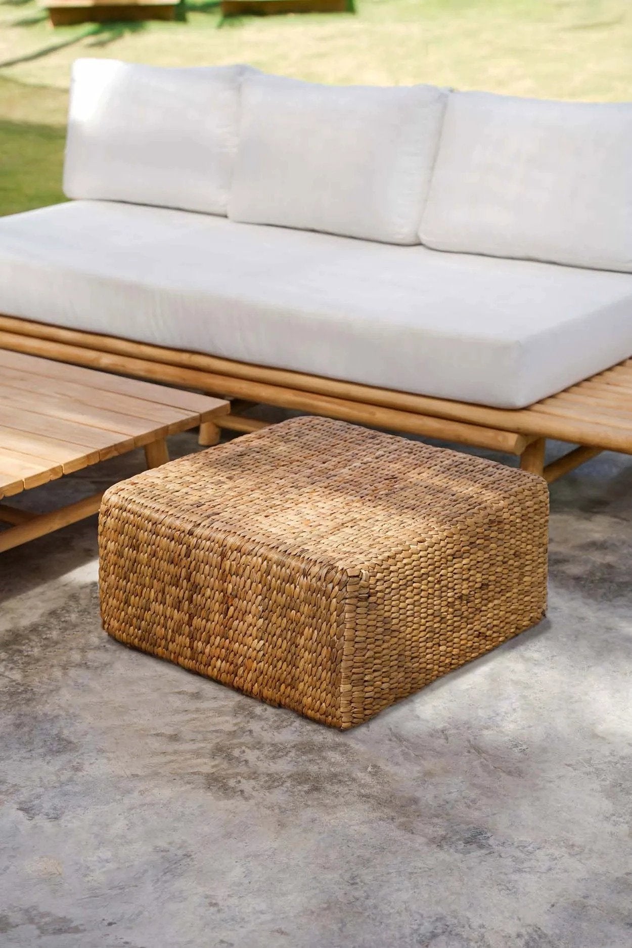 De Hyacint Poef Vierkant - Naturel - M by Bazar Bizar Antwerp