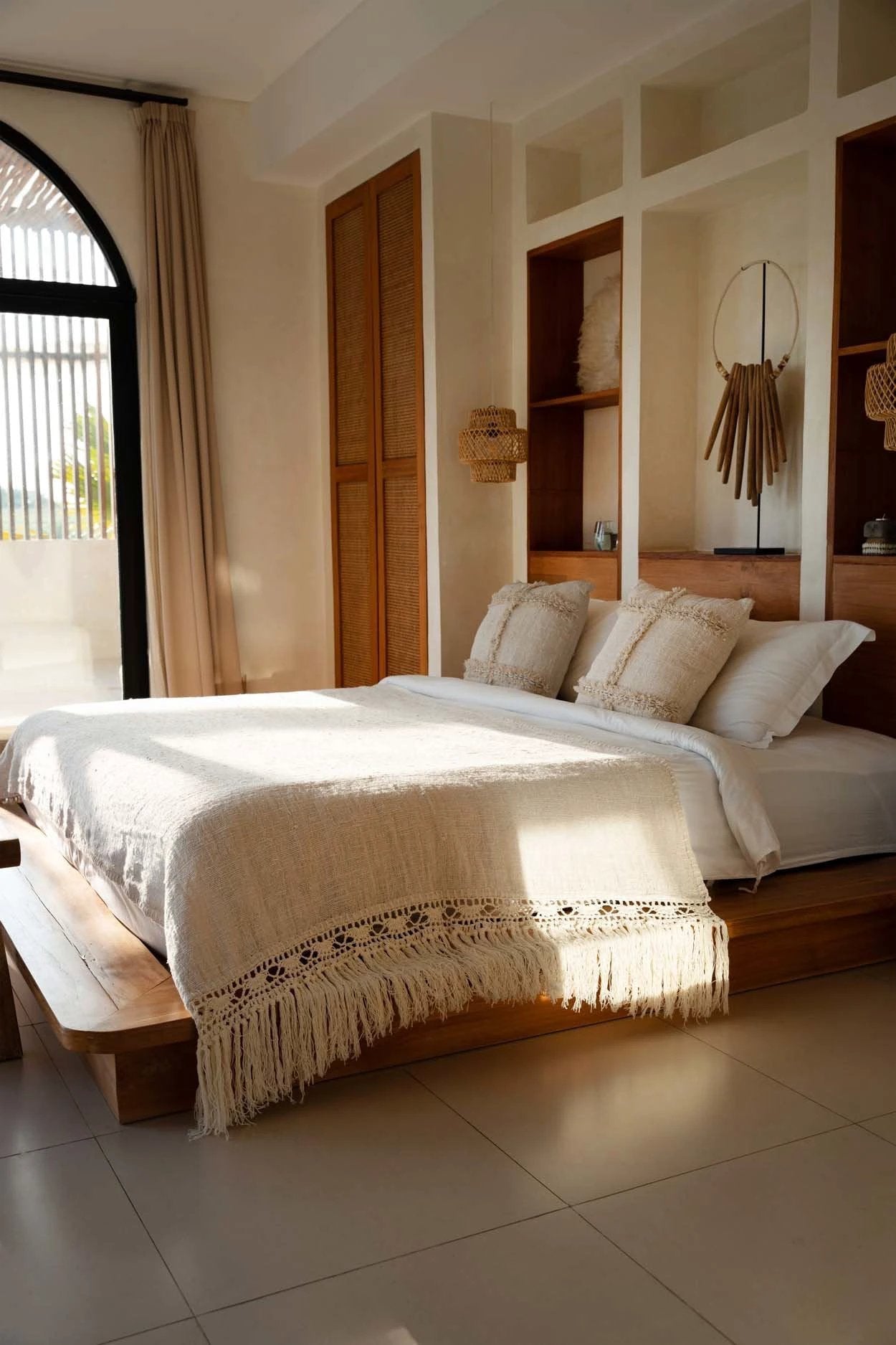 The Gypsy bedsprei - naturel - 260x122cm by Bazar Bizar Antwerp