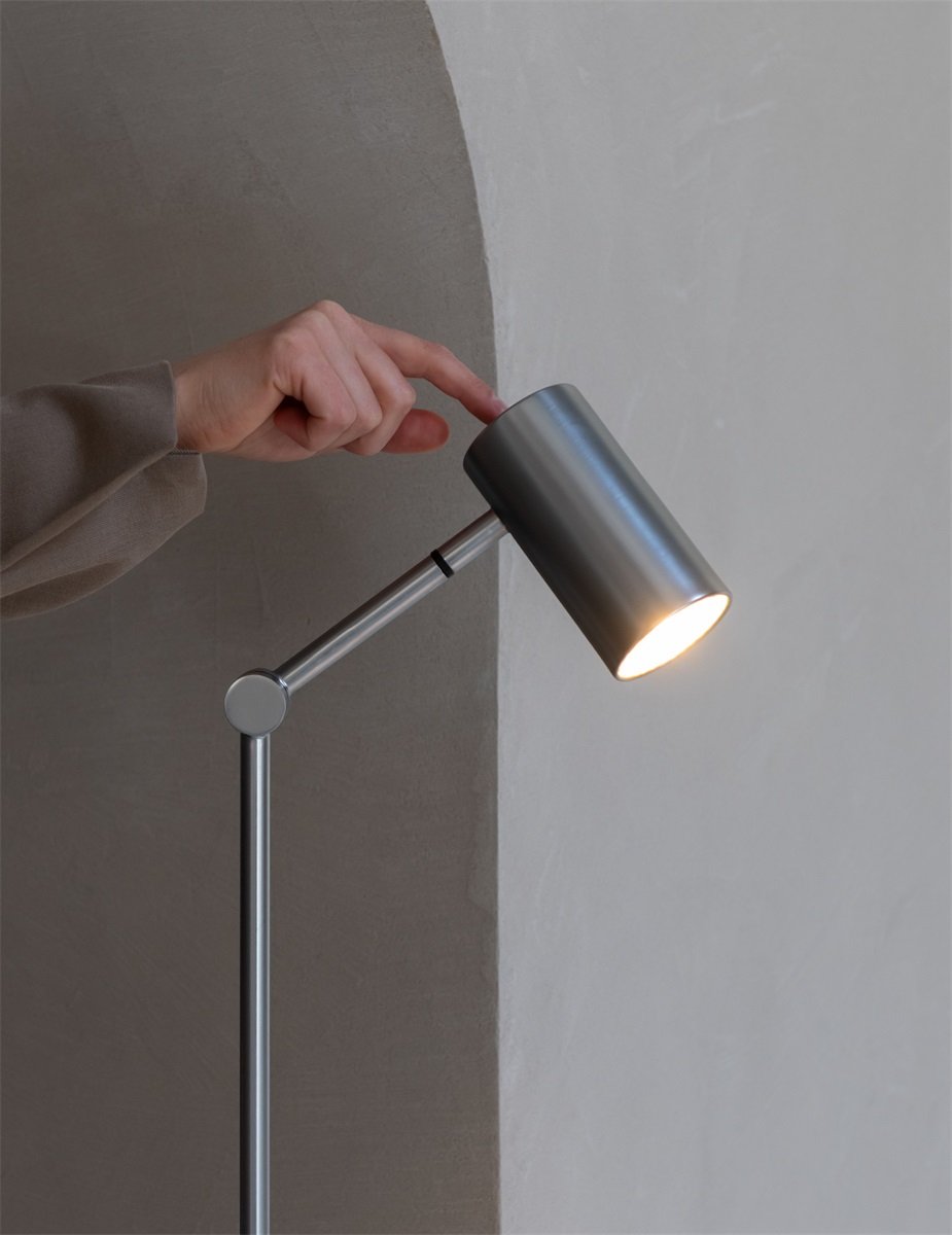 Vloerlamp Montreux, nickel finish