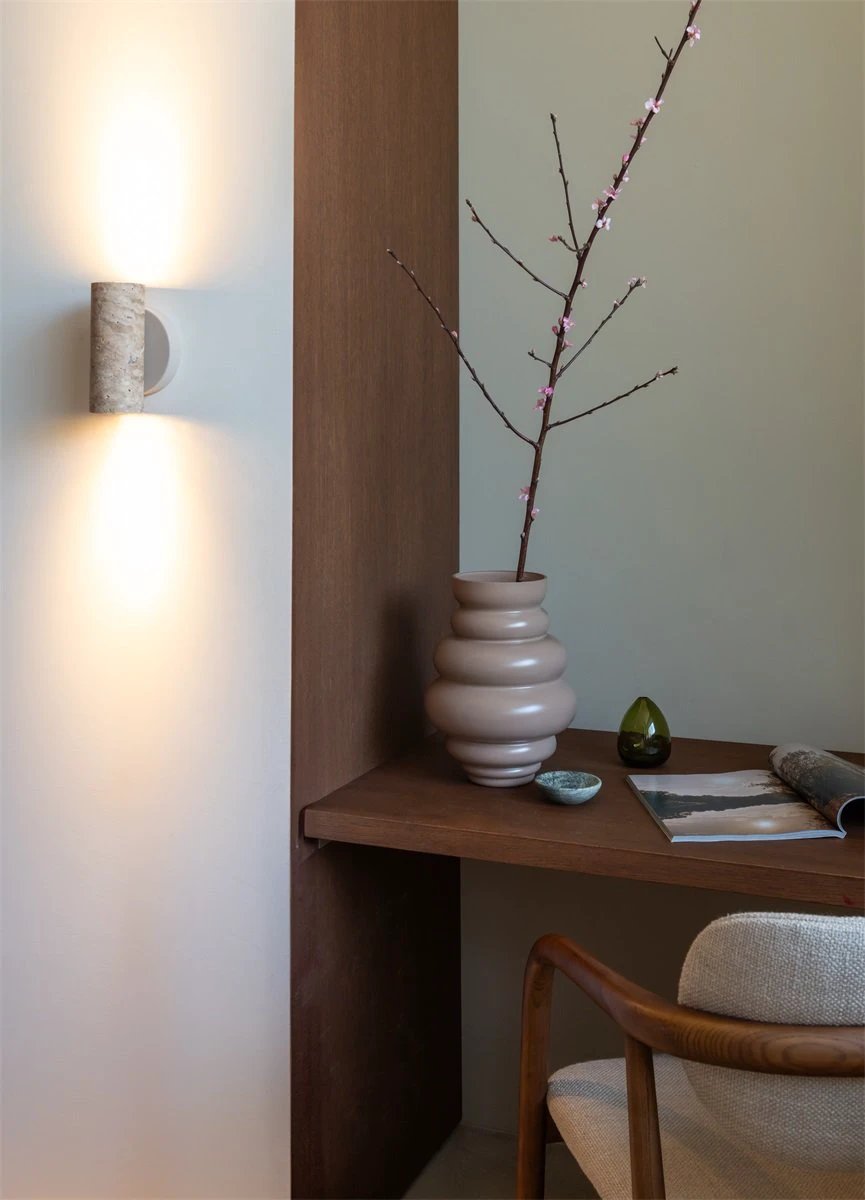 Wandlamp Tivoli, zand by it's about RoMi