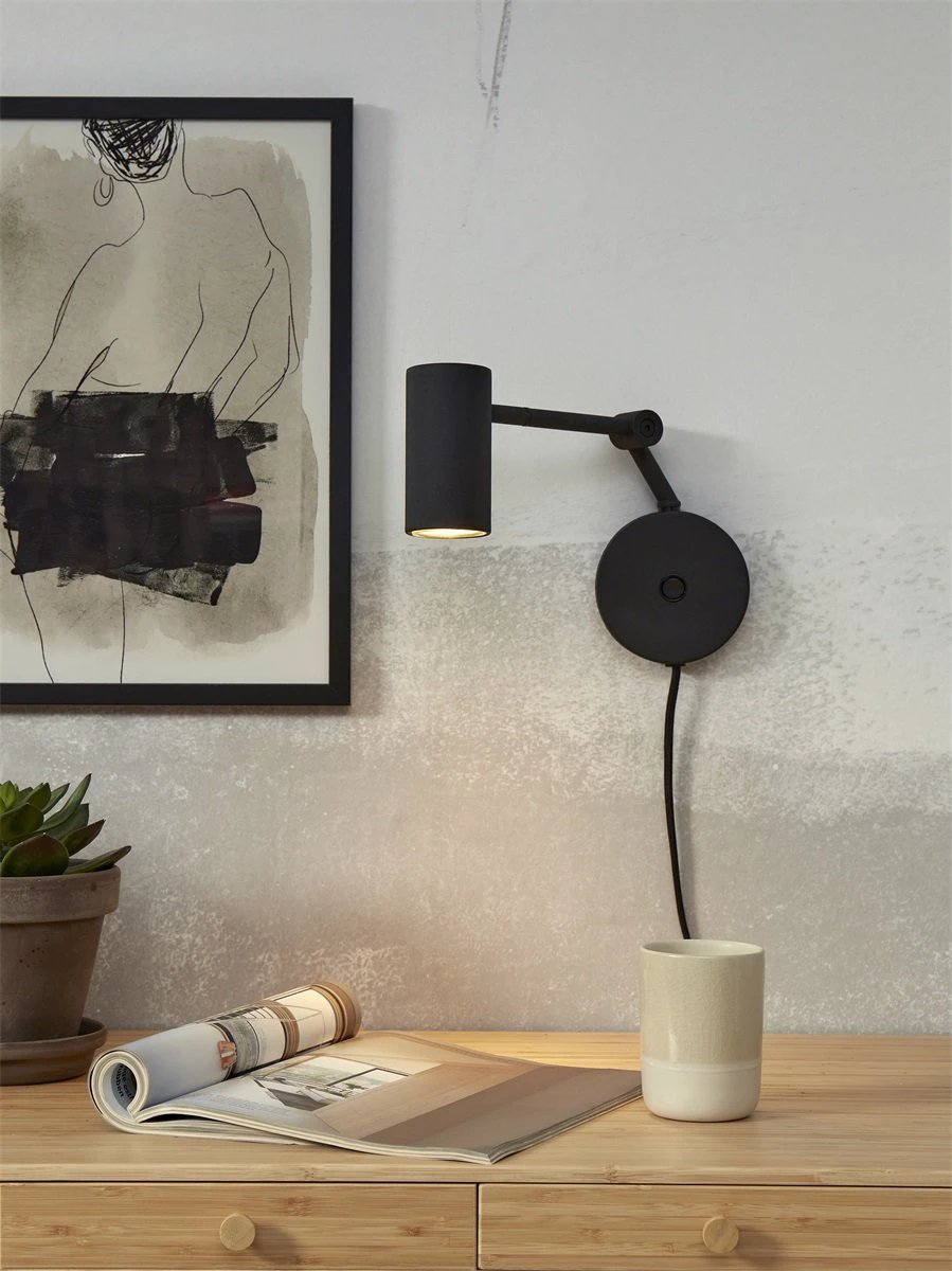 Wandlamp Montreux - Zwart - 10.5x21.5x18cm by it's about RoMi