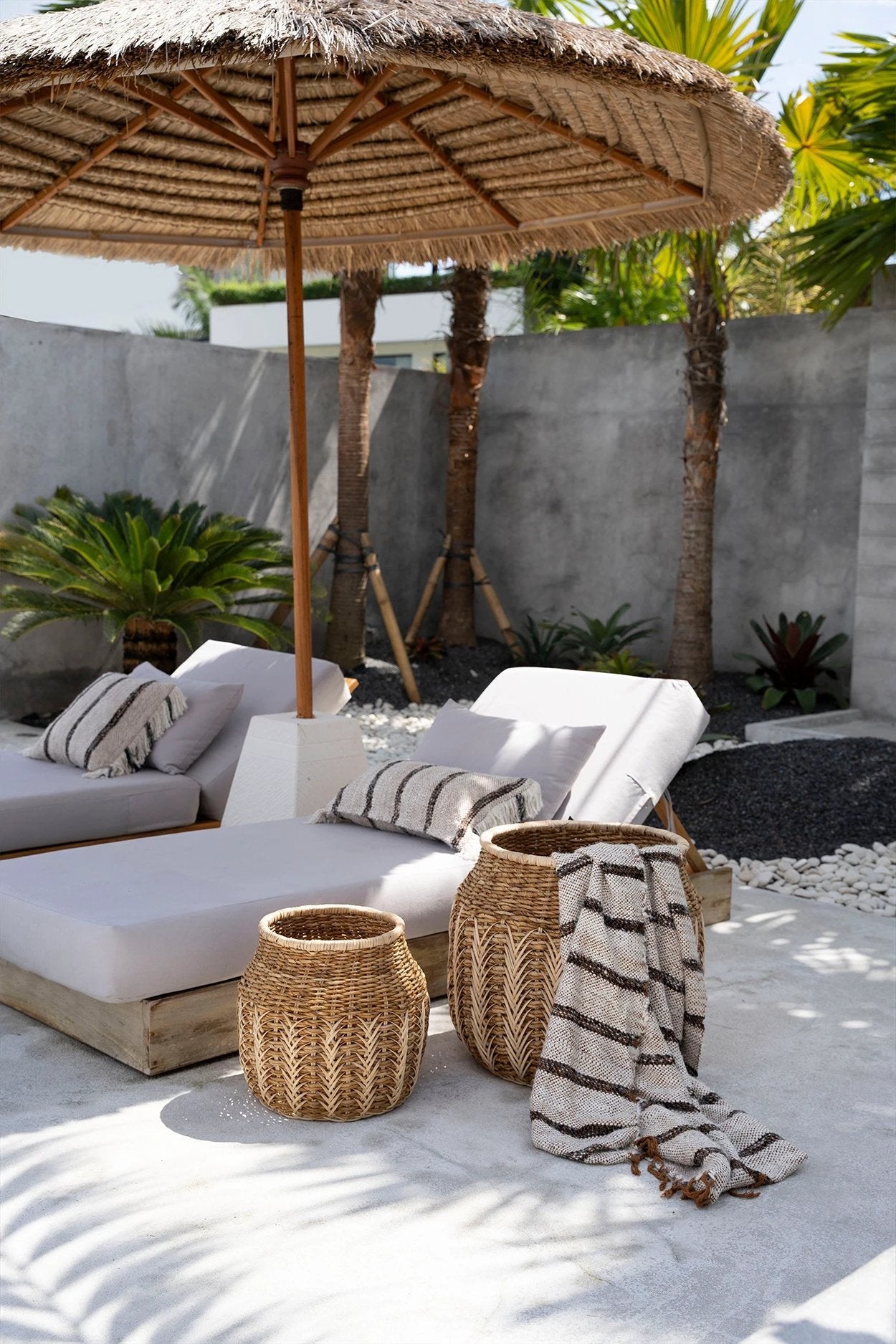 De Oh My Gee Kussenhoes - Bohemian Wit - 30x50 by Bazar Bizar Antwerp