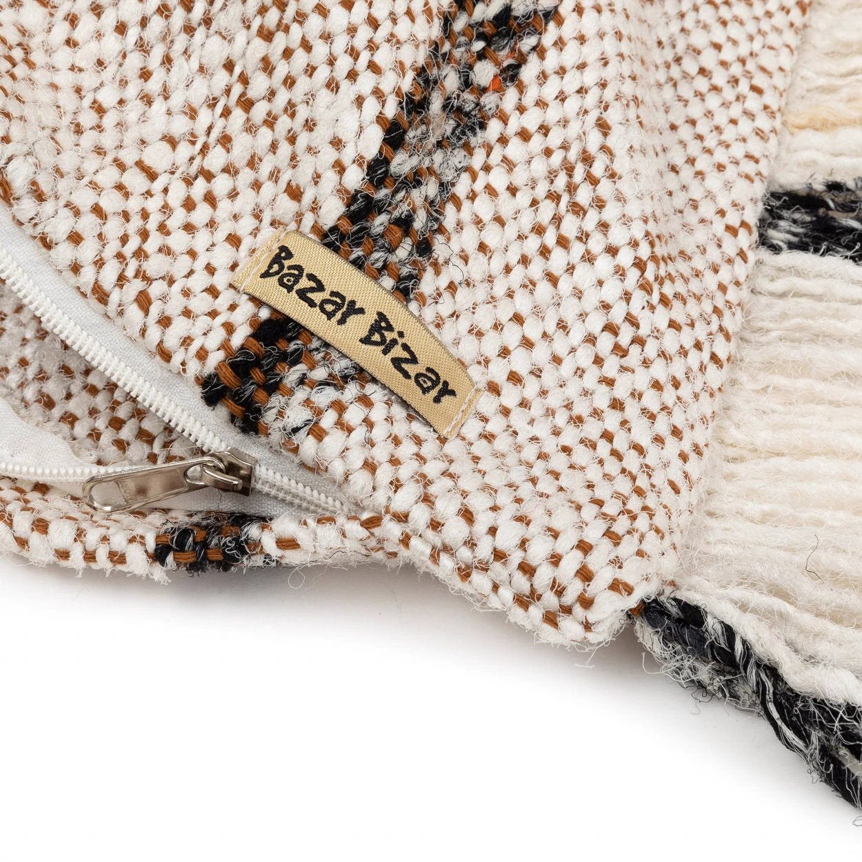 De Oh My Gee Kussenhoes - Bohemian Wit - 30x50 by Bazar Bizar Antwerp