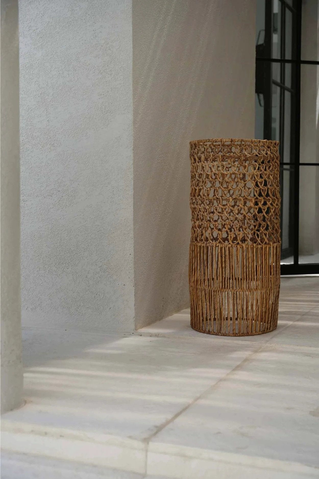 De Takuhanki-hanger - Natuurlijk - L by Bazar Bizar Antwerp