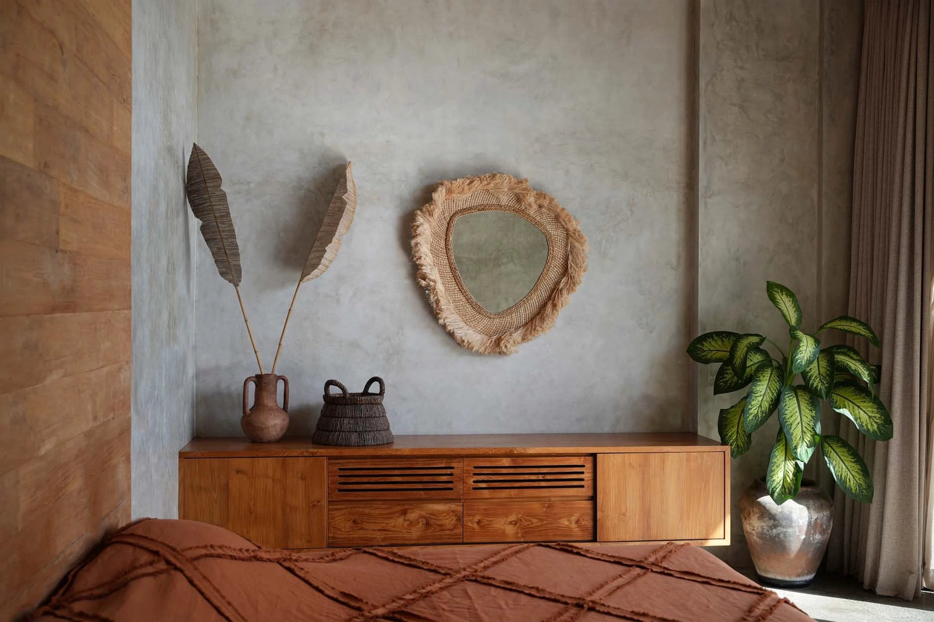 De Chisomo-mand by Bazar Bizar Antwerp