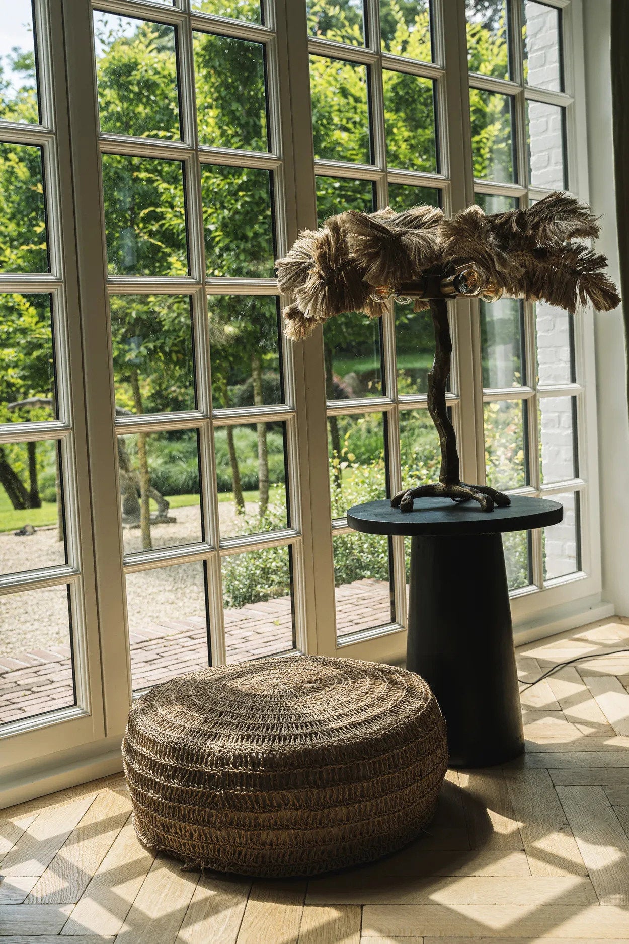 De Timber Conic Bijzettafel - Zwart - 50 by Bazar Bizar Antwerp