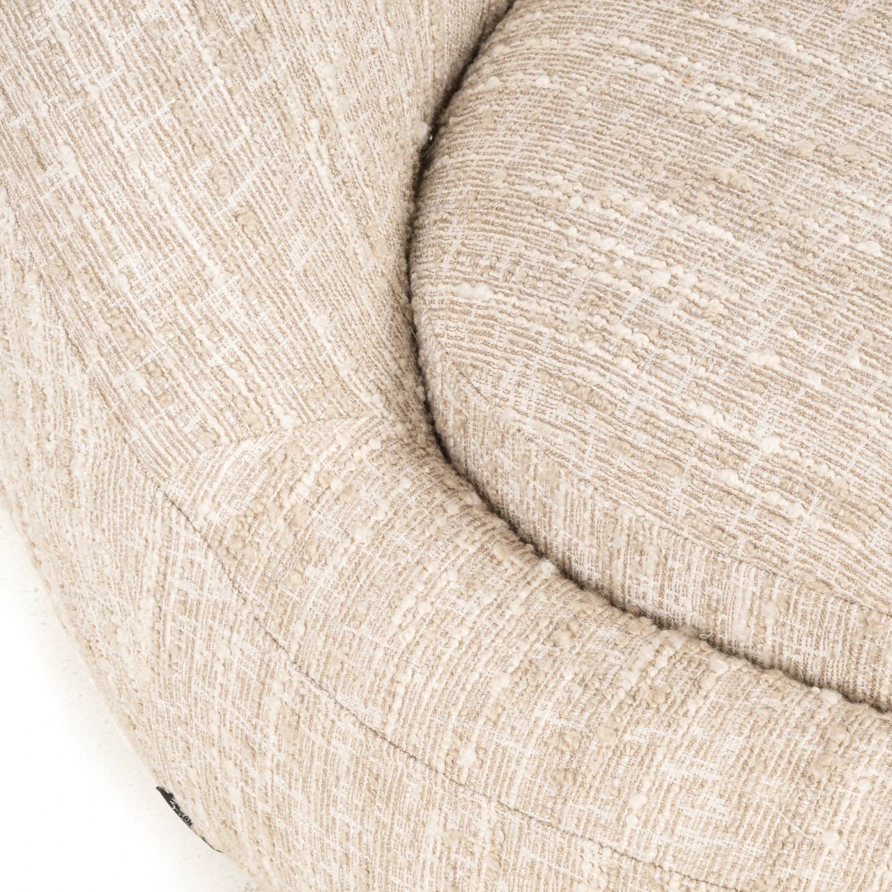 Fauteuil Arlanda beige angora by Richmond Interiors
