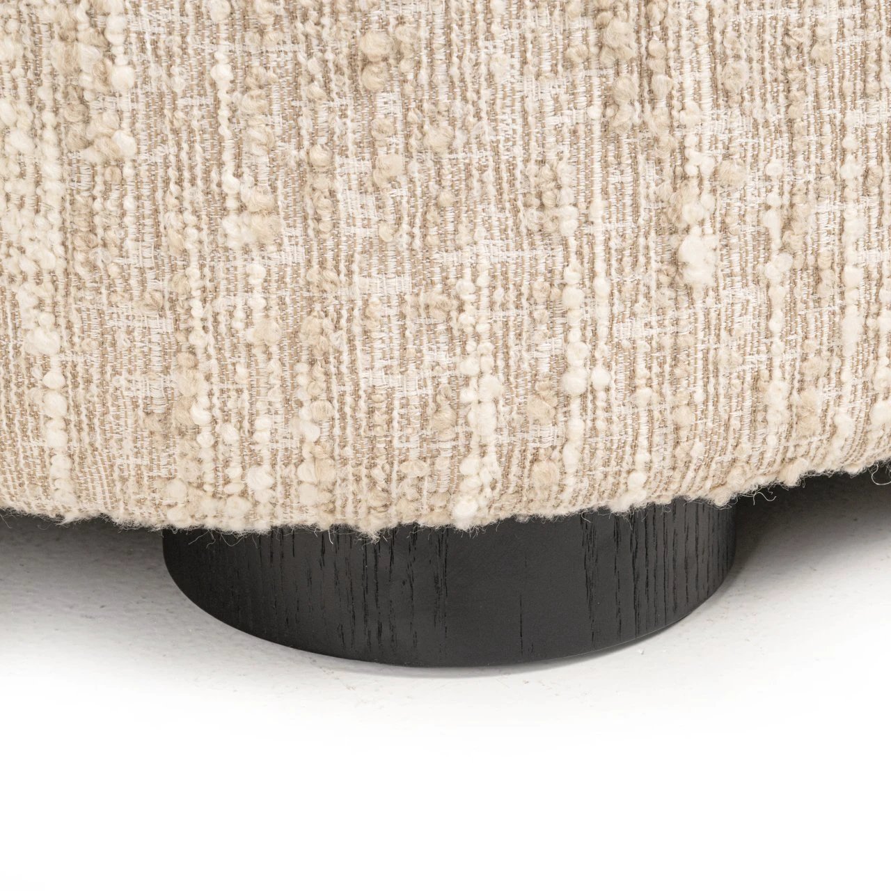 Bank Pandora beige angora lounge rechts by Richmond Interiors
