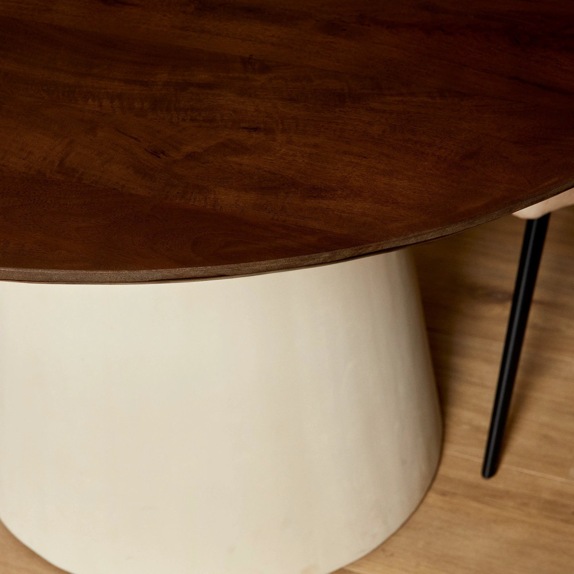 Eettafel Madison Bruin | 130 cm by Starfurn