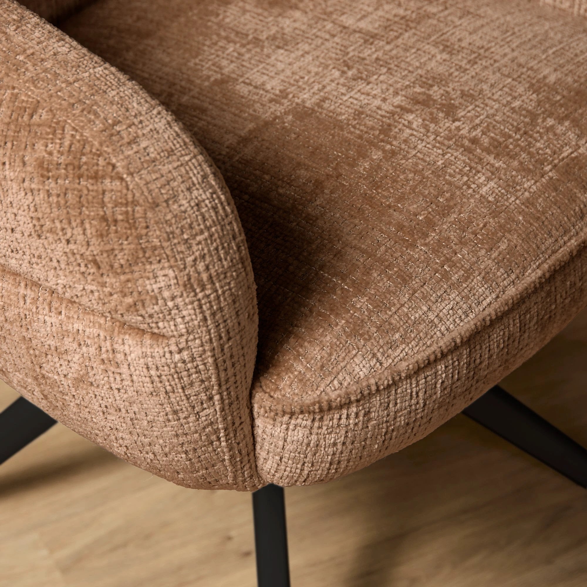 Eetkamerstoel Bella | Cinnamon | Poot Zwart by Starfurn