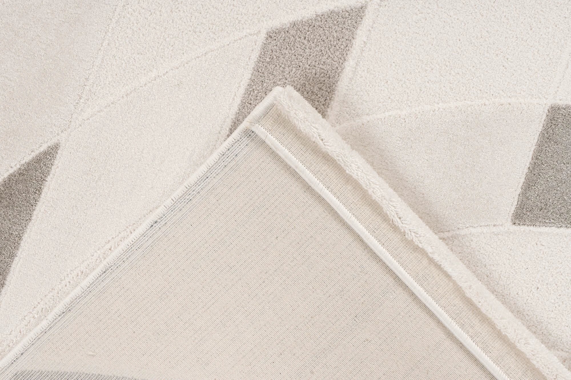 Vloerkleed Bergamo 703 Silver in 4 Maten by Lalee