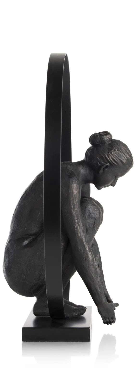 Circle Lady beeld H54cm by Coco Maison