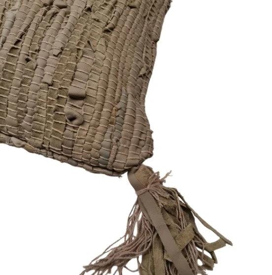 Kussen recycled leer dubbelzijdig Beige kwast by Rocaflor